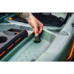 Scupper Plugs For Kayak. Pack Of 4. Small -Pelican Sport Shop 95e6364a3d7834b8d0a73ba51226d337cd4170f3